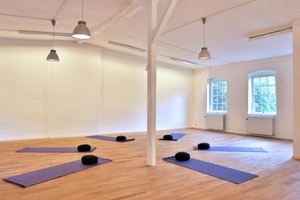 Annette Koeslin - Yogakurse